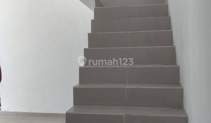 Rumah Dijual 2 Lt Strategi Free Design Layout Termurah Sejagad  2