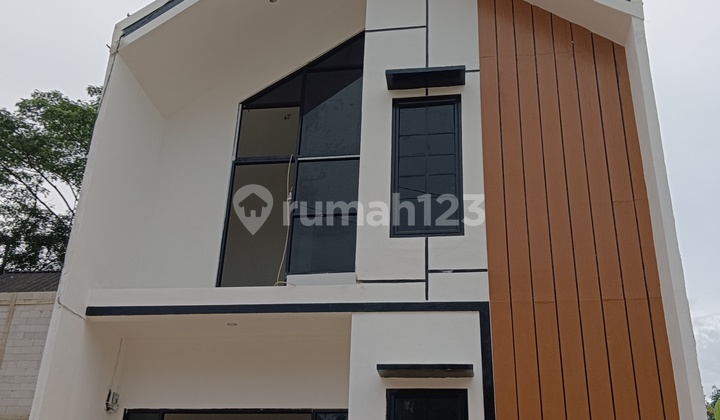 Rumah 2 Lt, 3 Kamar Tidur 2 Kamar Mandi, Harga Rama Di Saldomu 1