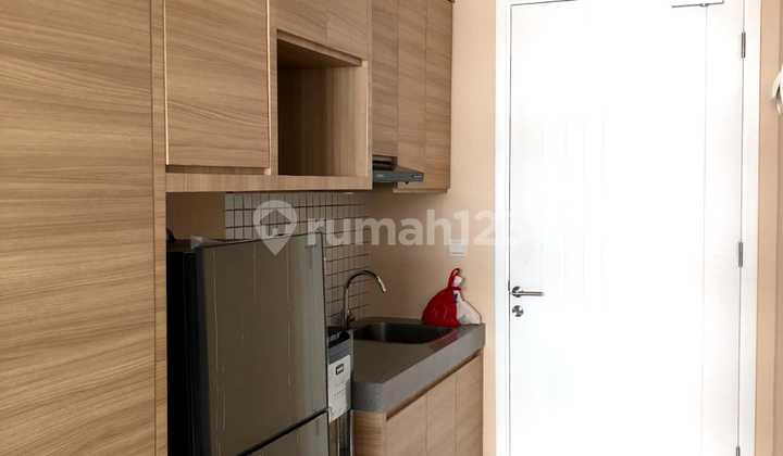 Paddington Alam Sutera Studio Furnished dengan 2 Kasur 2