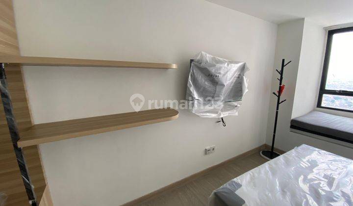 Apartemen Collins Boulevard Tipe Grand Studio Furnished 32 M2 2