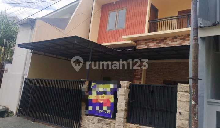 Rumah Modern Konsep, Didurentiga Disewakan Semi Furnished
