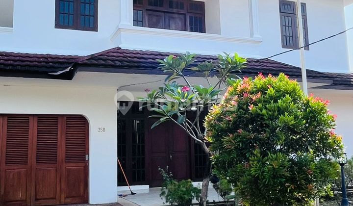 Can Be Used for Offices, Houses Ready for Rent. Spacious Parking. Can Be Used for Offices, Houses Ready for Rent. Spacious Parking.