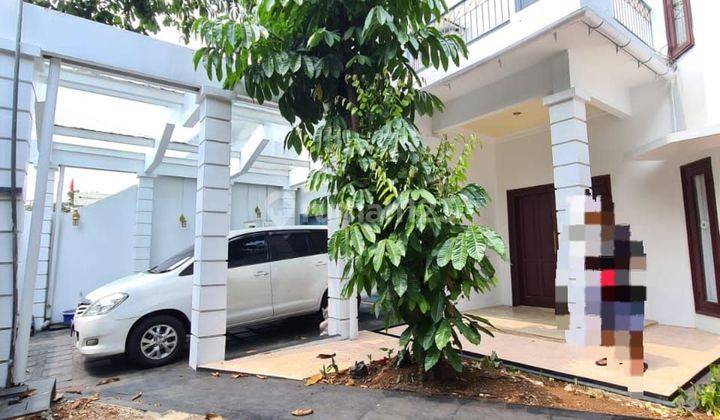 Rumah 2 Lantai Modern Lokasi Ampera Di Sewakan 2