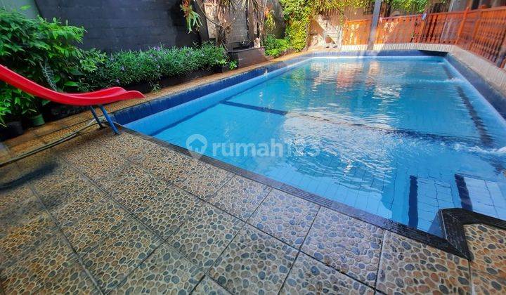 Rumah Modern Nan Asri Dijual Murah Dimenteng Dalam Ada Pool 2