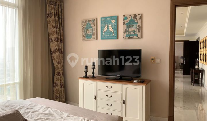 Disewakan Botanica Apartment Jakarta Selatan size 157sqm Private lift Fully furnished High floor 2