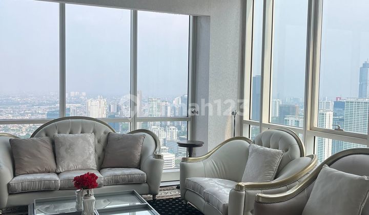 Available! For Rent Apartment The Peak Residence 4 Bedroom Area 359 Sqm Private Lift Fully Furnished City View Ready To Move In!! Available! For Rent Apartment The Peak Residence 4 Bedroom Area 359 Sqm Private Lift Fully Furnished City View Ready To Move In!!