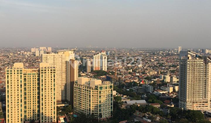 For Rent Casa Grande Tower Angelo Apartment, South Jakarta, High floor, Fully furnished, size 120sqm, city view