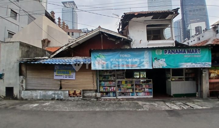 Turun Harga!! Dijual Cepat Rumah Hitung Tanah di Jalan Setiabudi V Jakarta Selatan, LT 240 L LB 200, SHM 2