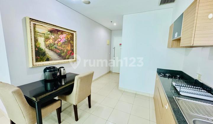 For Rent Kuningan Place Apartment South Jakarta 3BR+1 Fully furnished 90sqm pool view middle floor 2