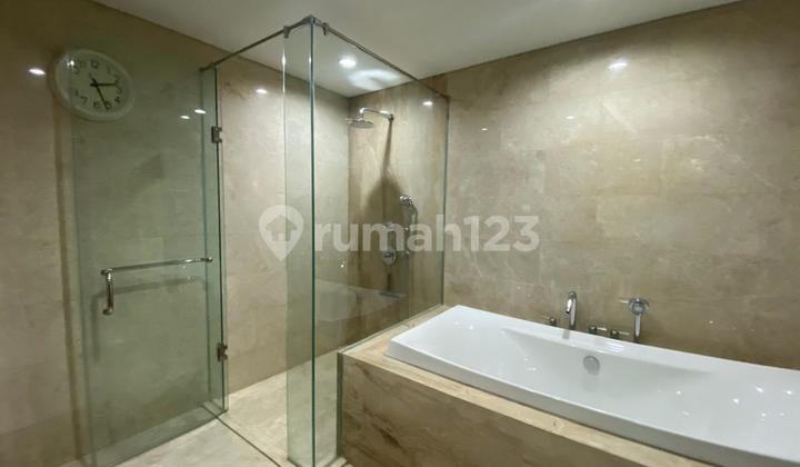 For Rent myHome Ciputra World 1 South Jakarta Apartment High floor 2