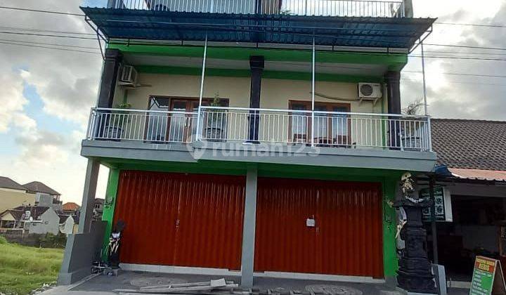 Disewakan Ruko 2 Lantai Plus Hunian Di Lantai 2 Ruko di jl Dawas, Denpasar Barat Semi Furnished 110 m² SHM - Sertifikat Hak Milik 1