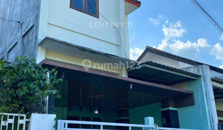 Rumah 2Lt Hanya 600 M Dari SD Model Sleman Cocok Untuk Hunian 1