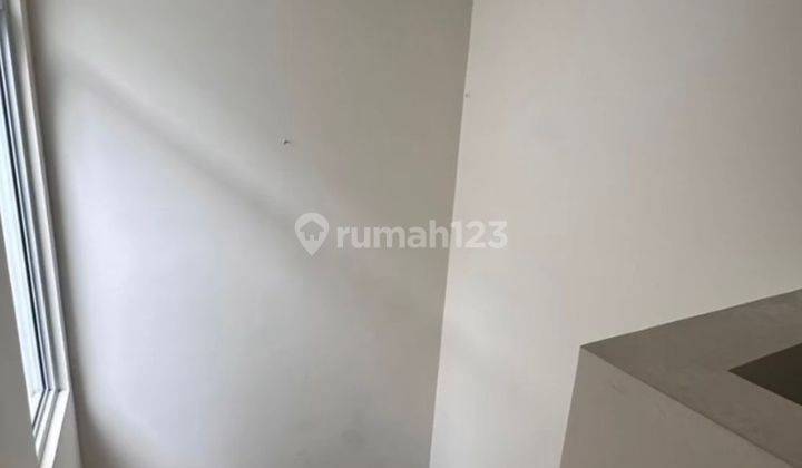 Rumah Symphonia Siap Huni 1,8 Nego (2 Lantai) 2