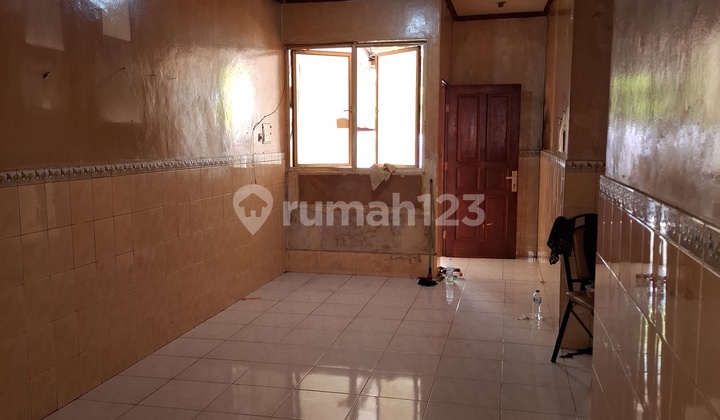 Rumah Tua 2 Lantai SHM di Muara Karang, Jakarta Utara  2