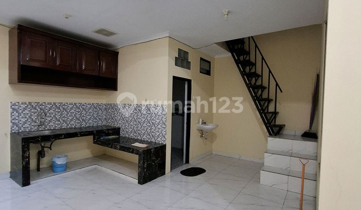 Nice House in Cengkareng, Beautiful, Neat, and Ready to Live In Nice House in Cengkareng, Beautiful, Neat, and Ready to Live In
