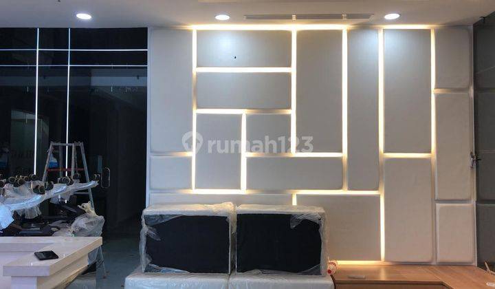 Perkantoran di Goldcoast, Jakarta Utara Semi Furnished Rapih  2