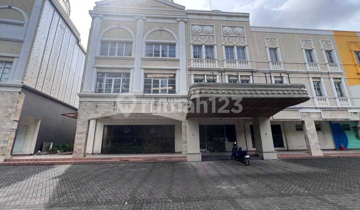 HOLYWOOD PLAZA Shop House Area 708m2 Cikarang, Bekasi 1