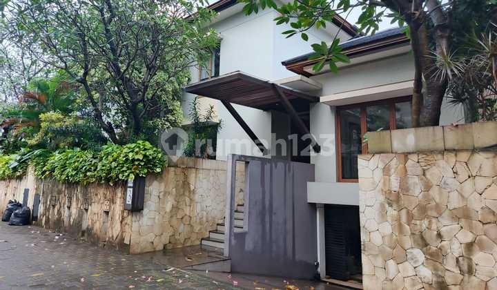 Dijual Guest House di Kemang, Mampang Prapatan, Jakarta Selatan