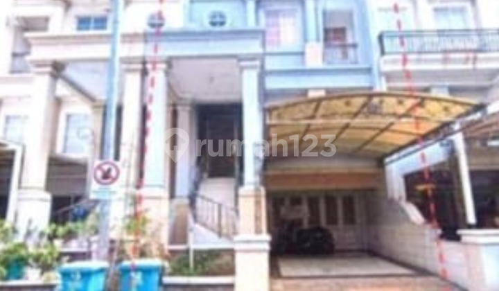 For Sale House One Step Access to MKG Kelapa Gading, Gading Grande