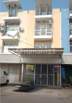 Ruko 3 lantai di Ifolia Harapan Indah, Bekasi