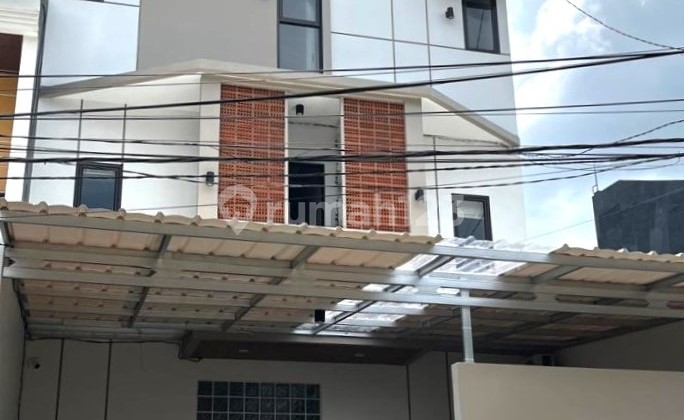 Boarding House in Taman Semanan Indah Housing Complex, Area 126M, Kalideres, West Jakarta 1