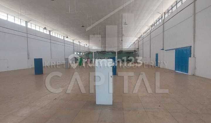 Large Warehouse with Strategic Location and Container Access in Gedebage Large Warehouse with Strategic Location and Container Access in Gedebage