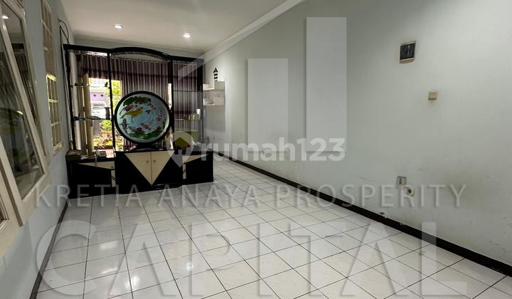 Rumah Strategis Banget di Komplek Kurdi Row Jalan Lebar dan Dekat ke Tol Mohamad Toha 2