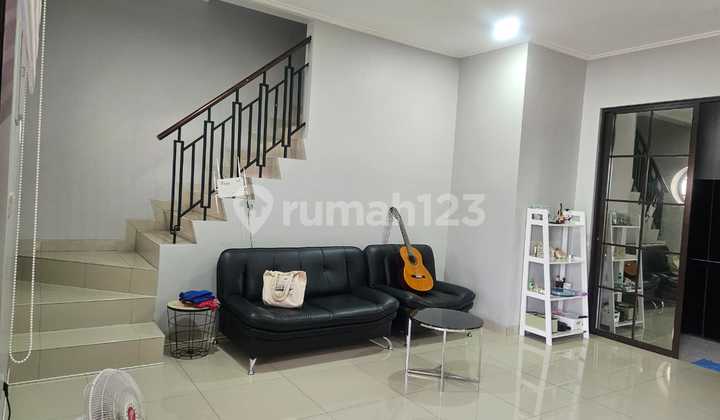 For Sale Ready-to-Occupy House in Greenlake, Cipondoh - Tangerang 2