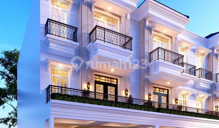 For Quick Sale 3-Story House Very Strategic Location South Jakarta 2