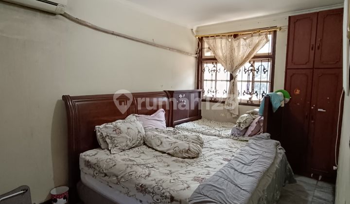 rumah di cipinang jakarta timur 2 lantai 2