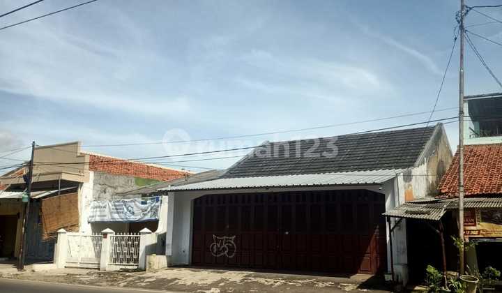 Dijual Cepat Ruko 2 Lantai Pinggir Jalan Raya Plus Rumah Tinggal 3 Kamar Dijual Cepat Ruko 2 Lantai Pinggir Jalan Raya Plus Rumah Tinggal 3 Kamar