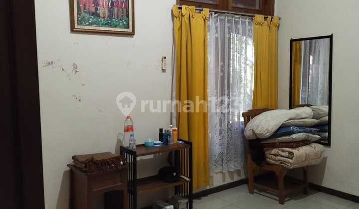 Rumah Bagus Semi Furnished SHM Serengan, Solo 2