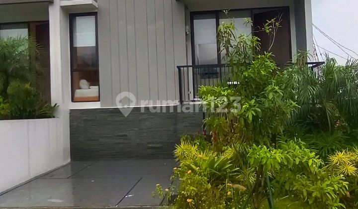 For Quick Sale: Serene House with Mountain View in Front of the Eyes, Sentul Bogor For Quick Sale: Serene House with Mountain View in Front of the Eyes, Sentul Bogor