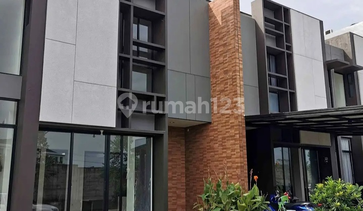 Dijual Cepat Rumah 2 Lantai Suvarna Sutera Alqm Sutera
