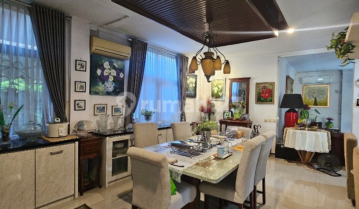 Dijual Rumah Bagus Semi Furnished Antasari, Jakarta Selatan 2