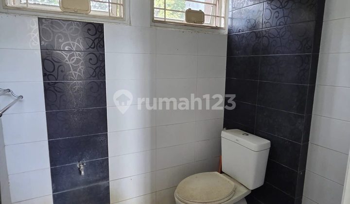 Jual Rumah Luas dan Asri di Kemang Pratama Regency Bekasi 2