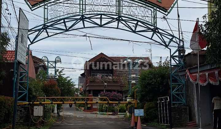 For Sale 1-Story Hook House in Tytyan Asri 2