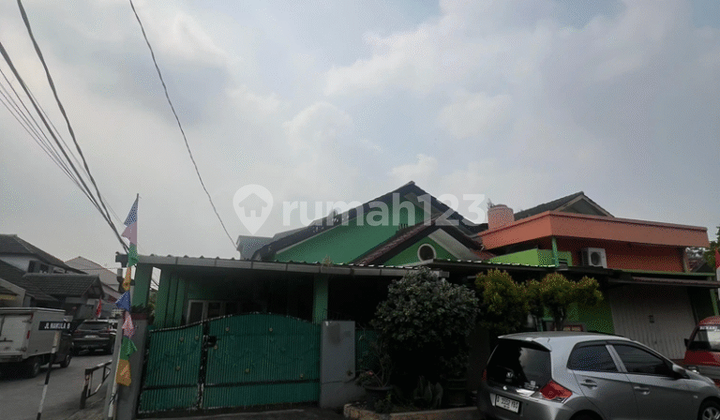 Rumah Hoek Murah + Toko di Pinggir Jalan Raya Galaxy Bekasi Selatan Harga Nego Sampai Jadi