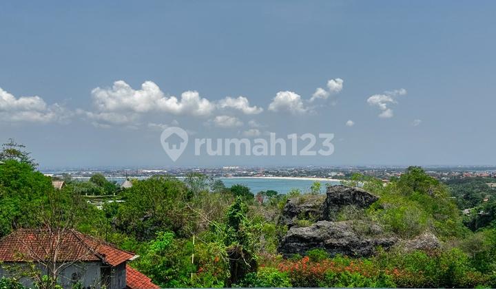 Villa Baru Modern dengan Pemandangan Laut di Jimbaran