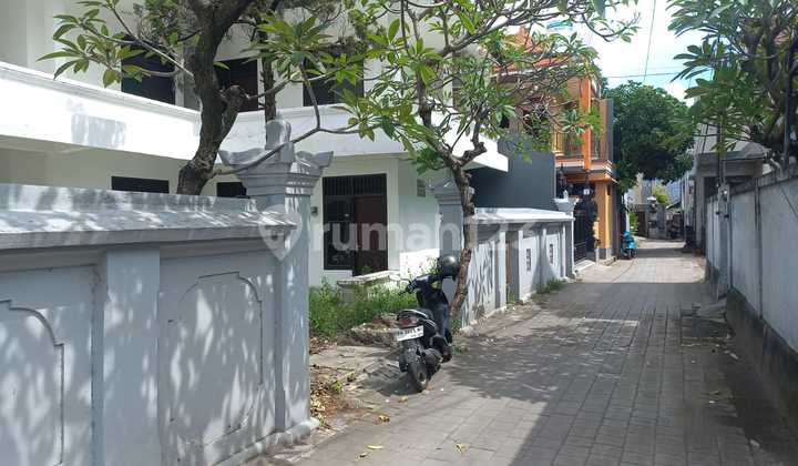 Rumah Kos 12 kamar 500 meter dari Universitas Warmadewa dekat Renon Denpasar