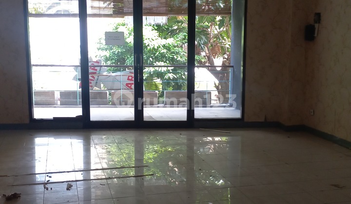 Shop House in Legian Kuta Near Seminyak City Center 2