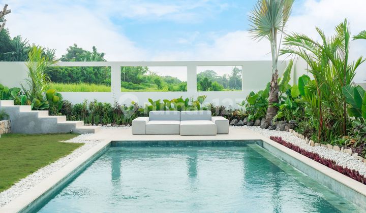 Exclusive Luxurious Villa Walking Distance To The Beach With Long Lease Option 30-50-80 Years Close To Canggu