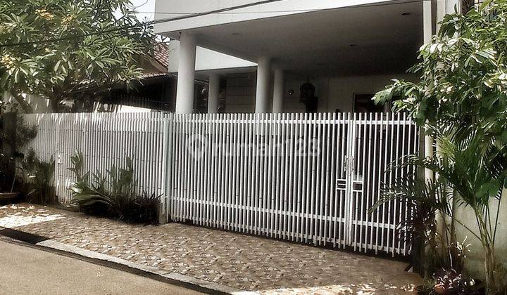 Di Jual Rumah Strategis Di Lingkungan Elit Galaxy Bekasi 