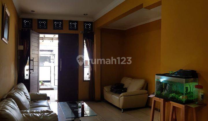 Dijual Rumah Strategis Di Pekayon Bonus 2 Kios  2