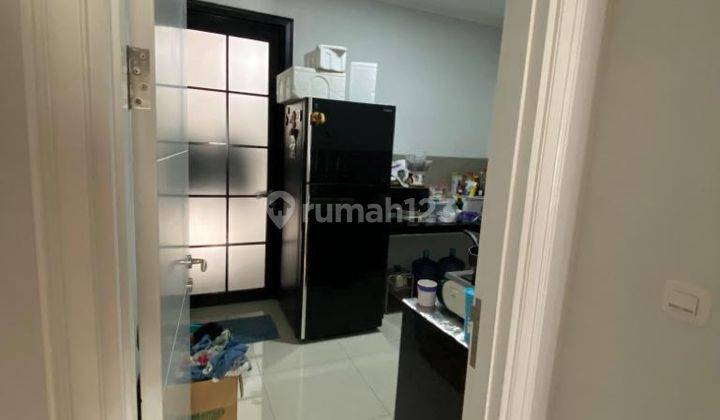 Rumah Brand New 3 Lantai Semi Furnished di Alam Sutera  2