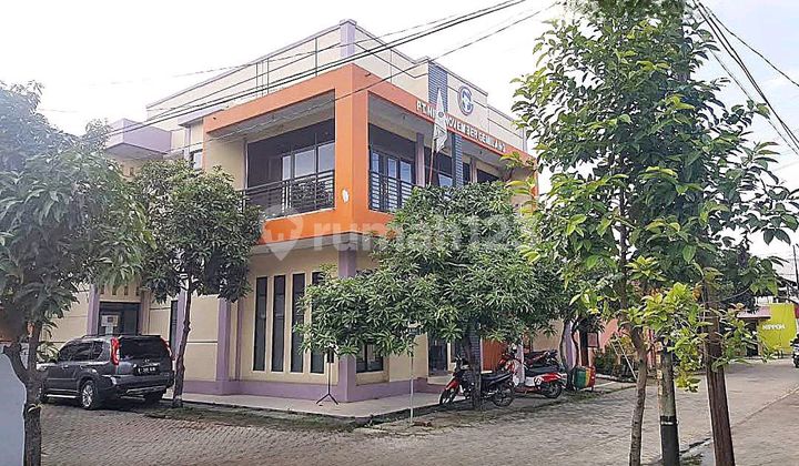 Sepatan Gedung Kantor Tangerang