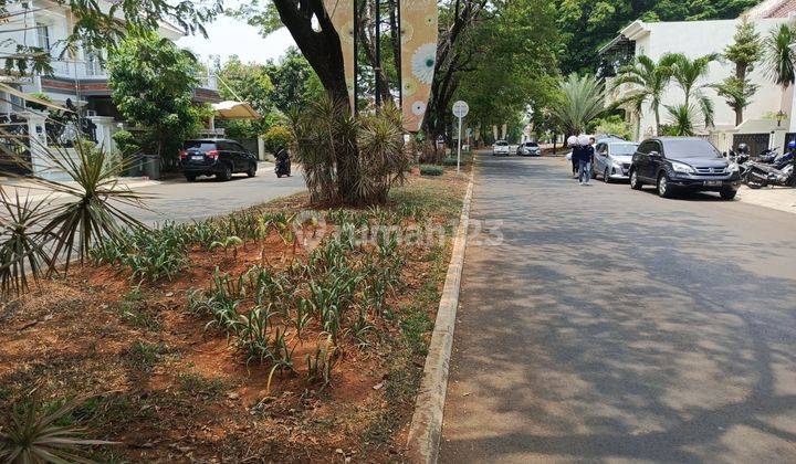 Rumah Di Jalan Royal Boulevard Hgb Bagus Hadap Selatan 2