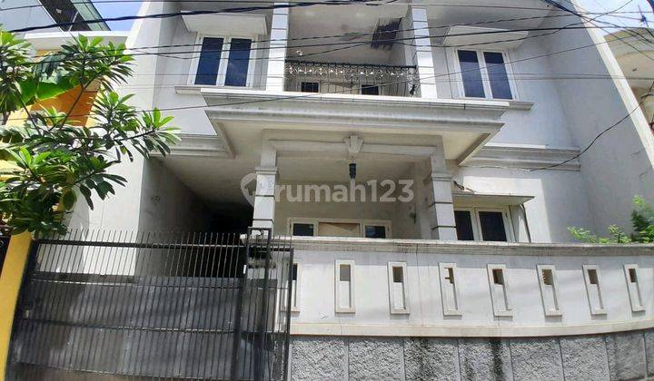 Rumah Jelambar Jakarta Barat 1