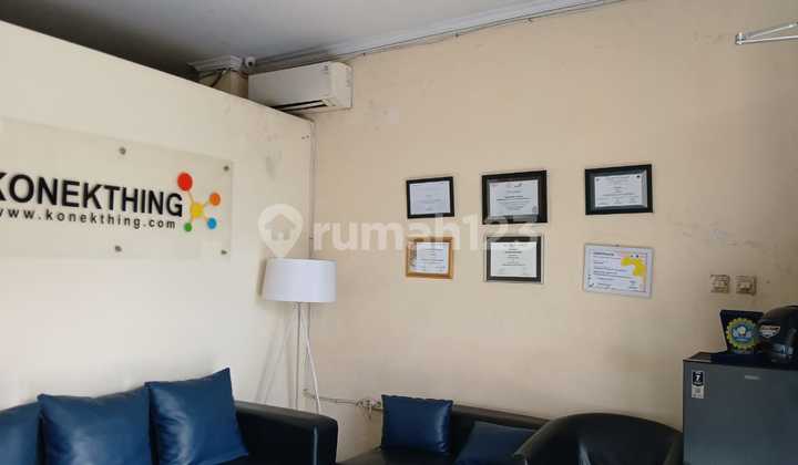 3-Story Shop House Margonda Depok 2