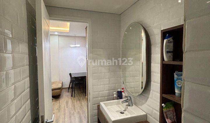 Apartemen Mediterania Garden Residence 2 2 Kamar Tidur 2